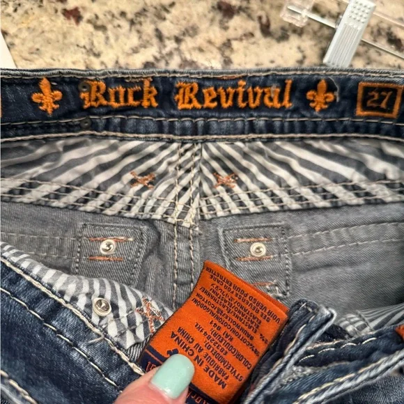 Stylish Blue Denim Jeans - Picture 3 of 3